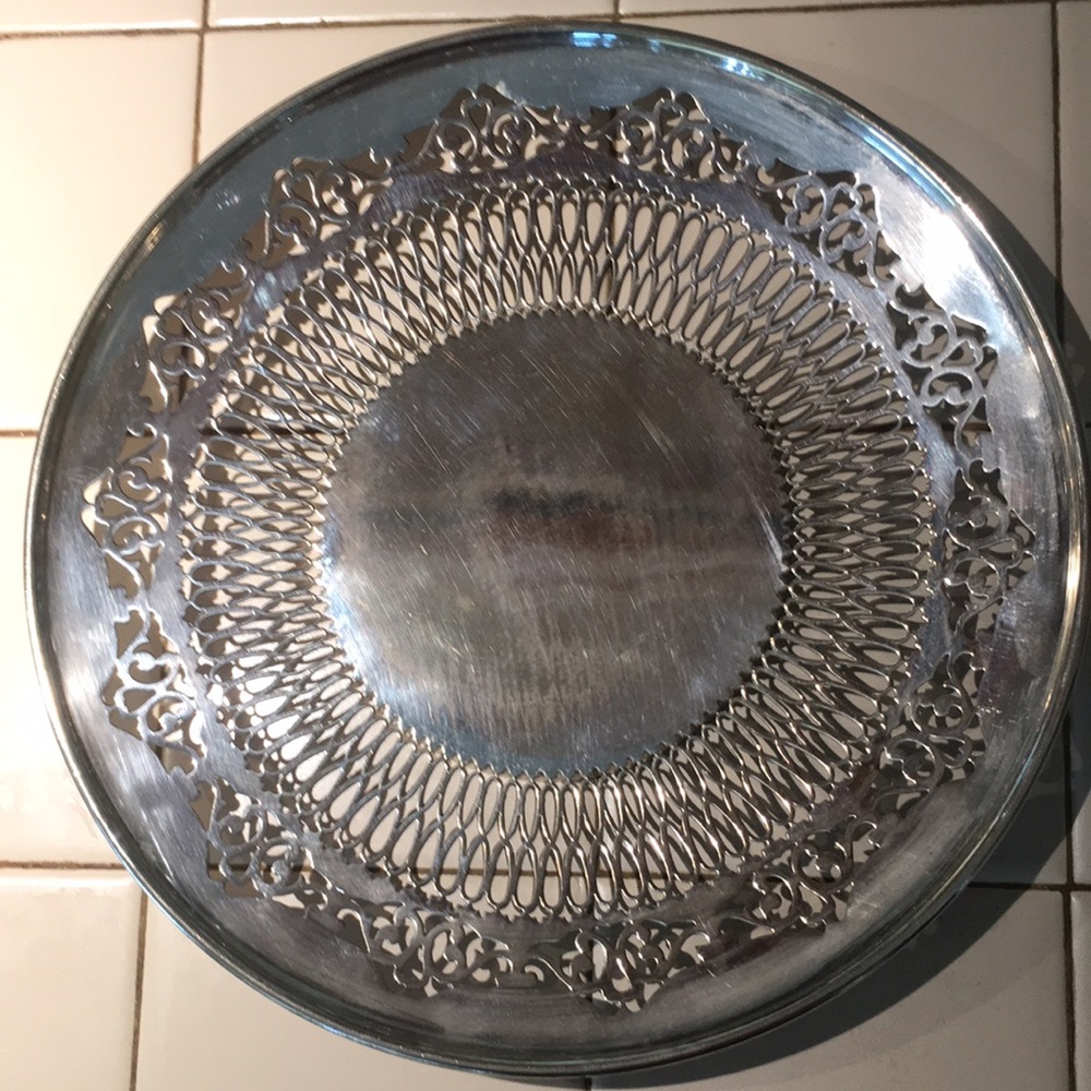 Silver tray 1881.